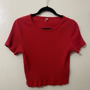 🌺Red Ribbed Uniqlo Crop Top